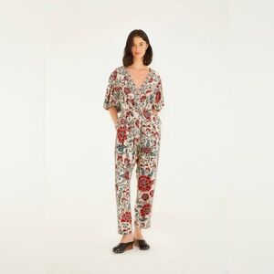NWT FARM Rio Sand Francesca Jumpsuit with Red & Blue Floral Print S Small